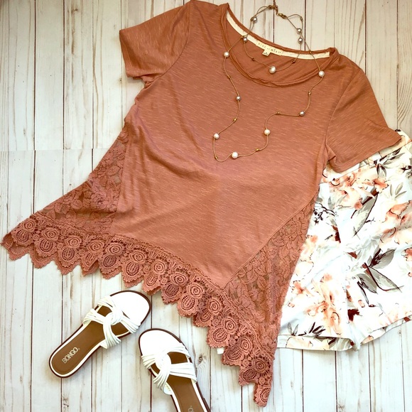 hint of mint Tops - hint of mint Lace Tee